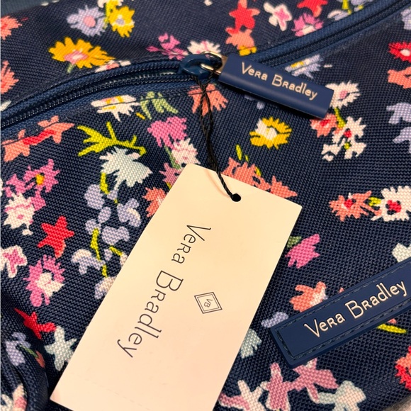 🌸🌺Vera Bradley Fanny Pack + Wallet Set. - Picture 9 of 13